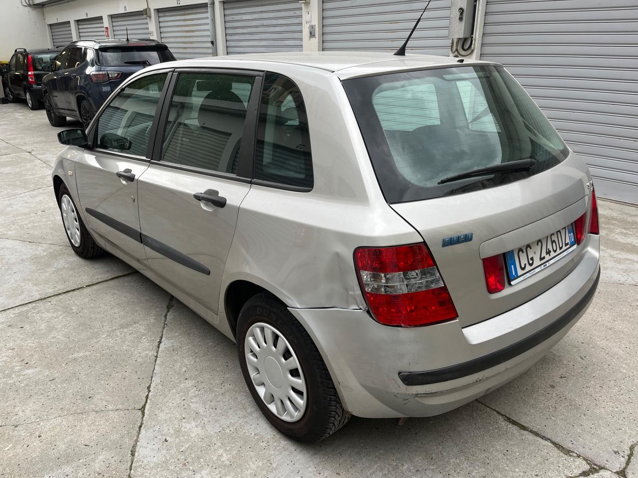 Fiat Stilo 1.6i 16V 5 porte Dynamic SOLO 40 000KM