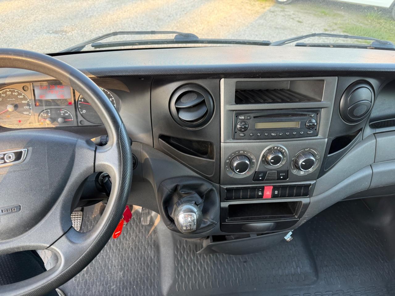 Iveco daily cassone fisso aperto