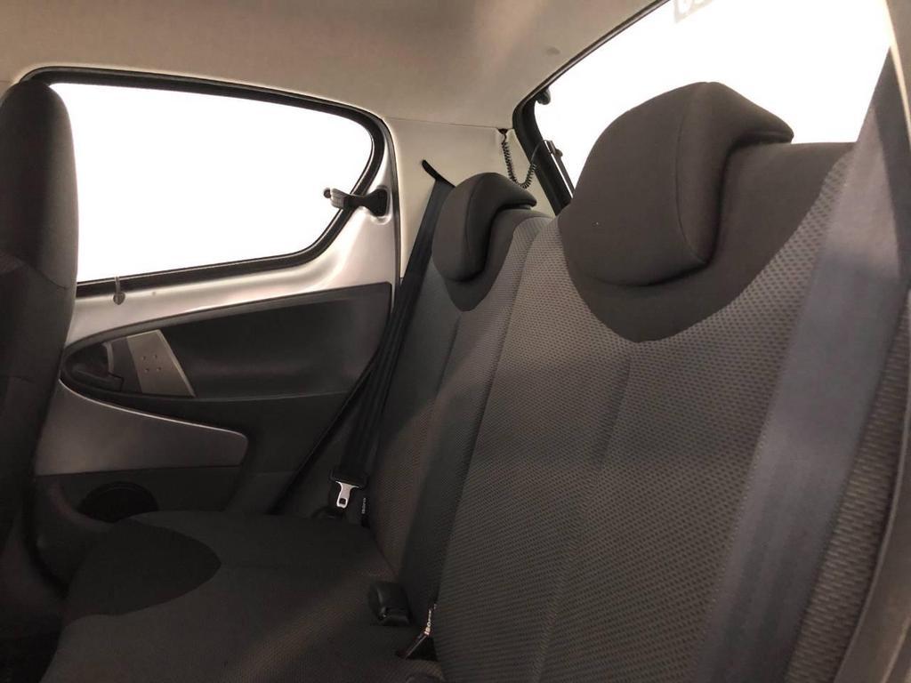 Toyota Aygo 5 Porte 1.0 VVT-i Sol