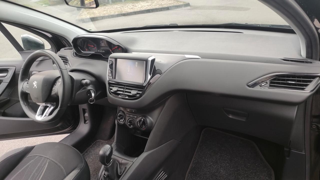 Peugeot 208 1.4 HDi 50KW 68CV 3 porte Allure NEOPATENTATI - 2014
