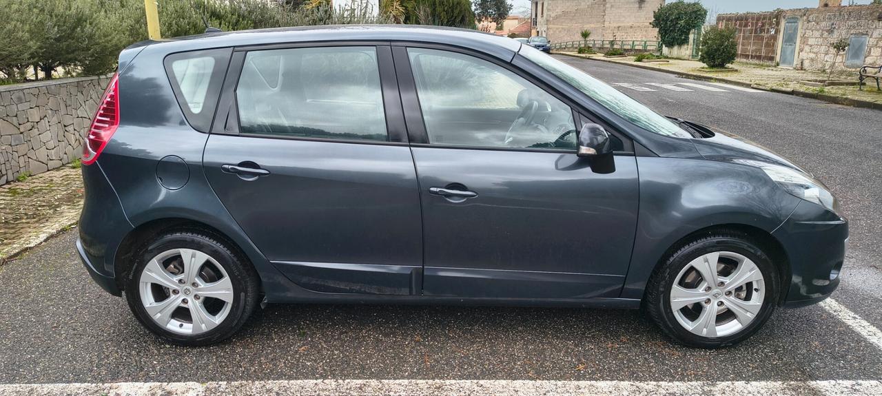 Renault Scenic Scénic X-Mod 1.5 dCi 110CV Luxe