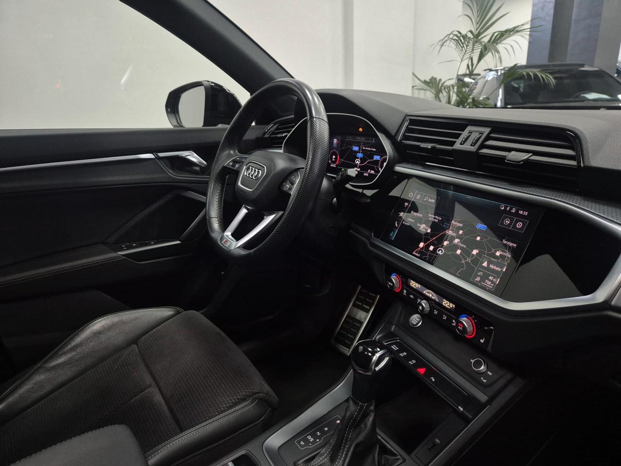 Audi Q3 35 TDI S tronic line edition