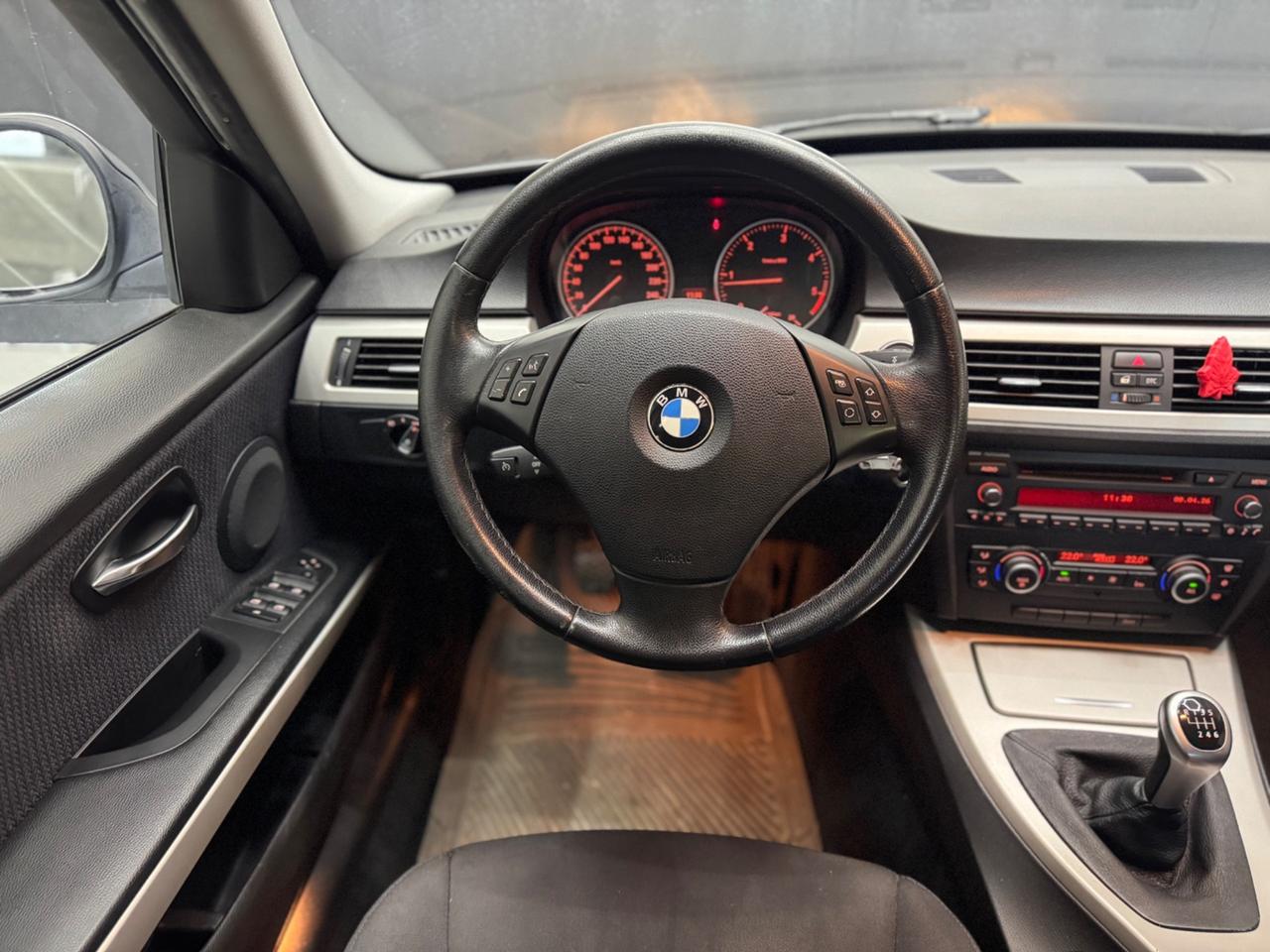 Bmw Serie3 318d 2.0 143CV SW Facelift