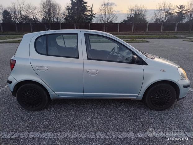 TOYOTA Yaris 1.4 tdi D-4D 5P diesel con GPL perf