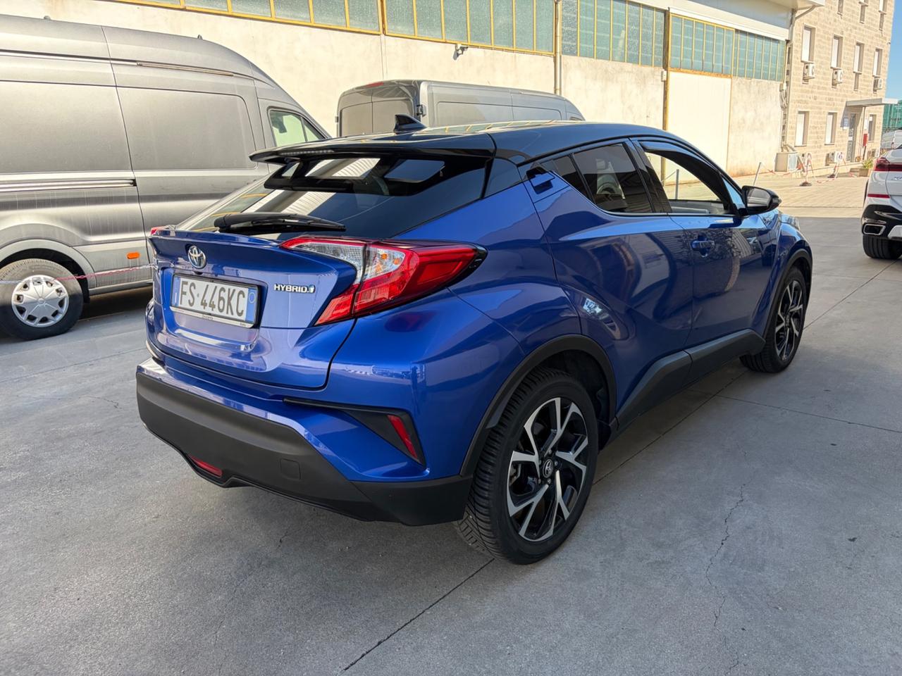 Toyota C-HR 1.8 Hybrid E-CVT Lounge