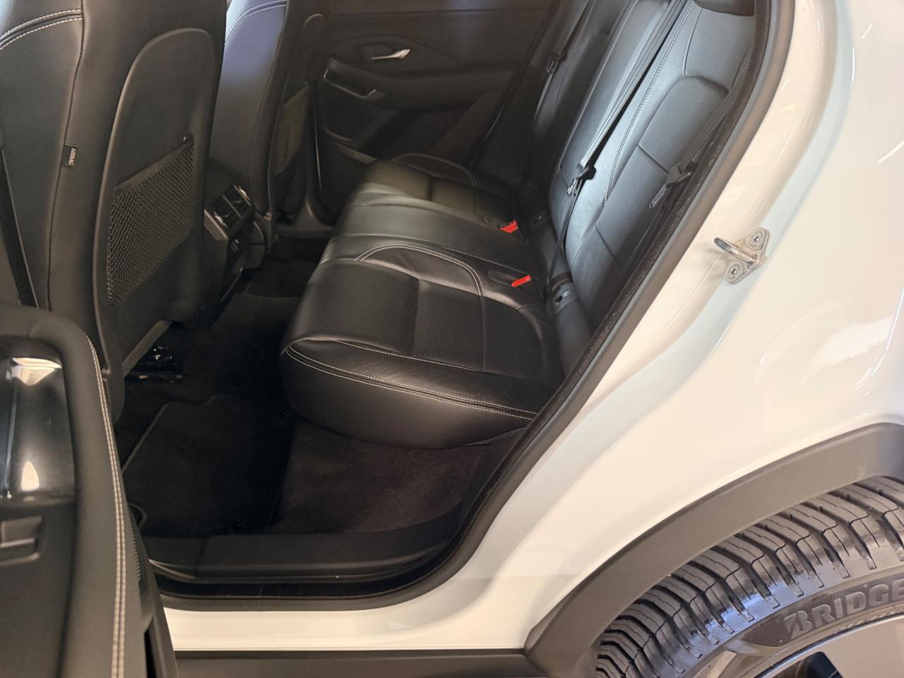 Jaguar E-Pace 2.0D 180 CV AWD R-Dynamic