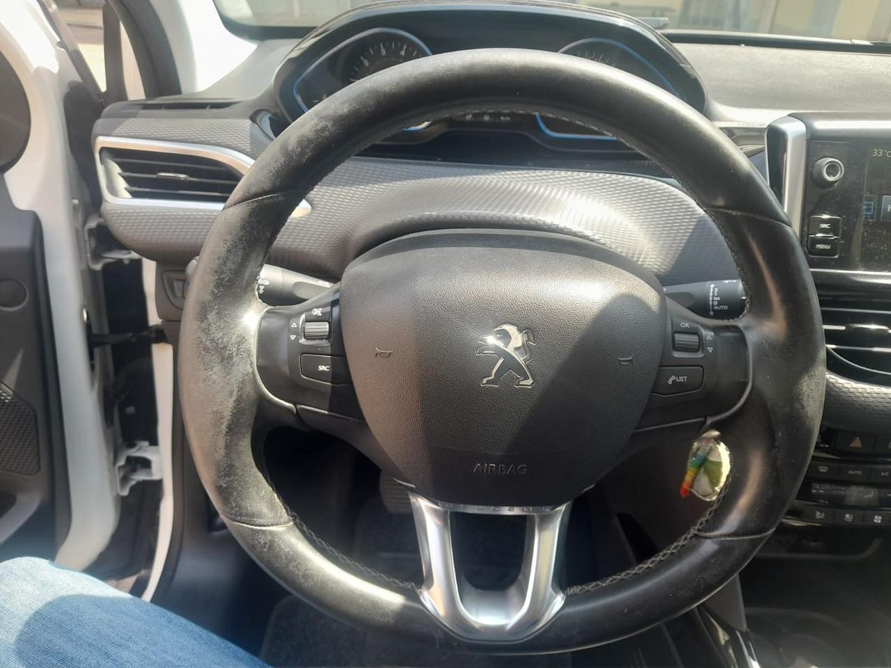 Peugeot 2008 Allure 1.2 PureTech 130 #10994