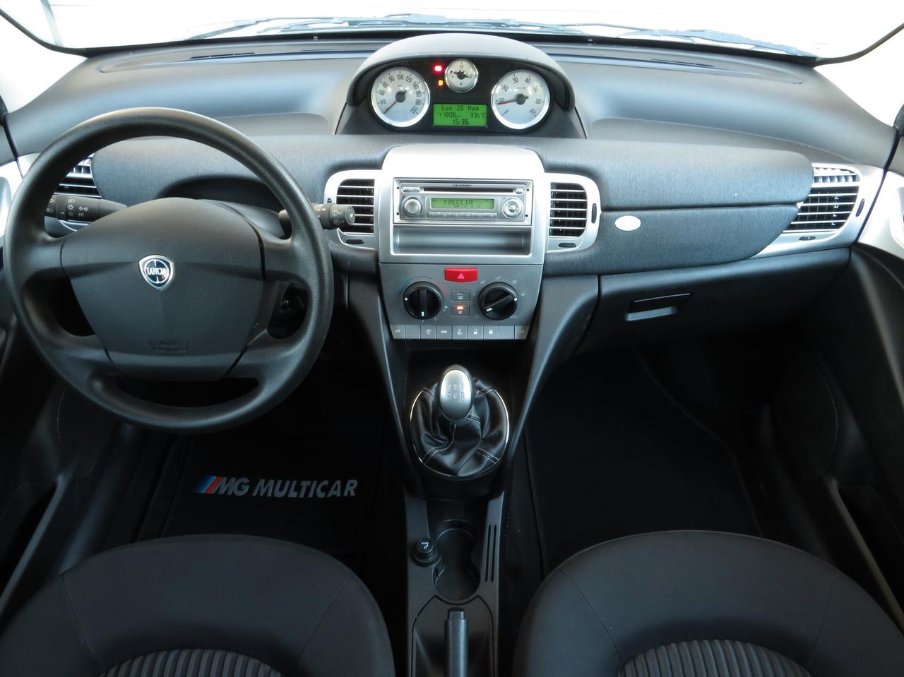 Lancia Ypsilon 1.2 60cv. frizione e cinghie nuove!