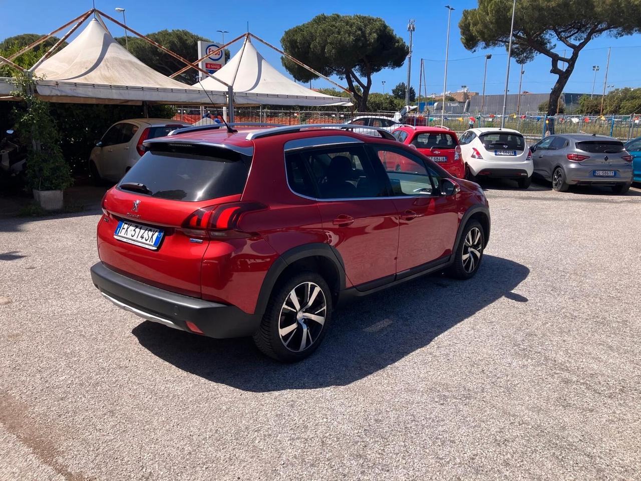 PEUGEOT 2008 1.2 110cv Allure