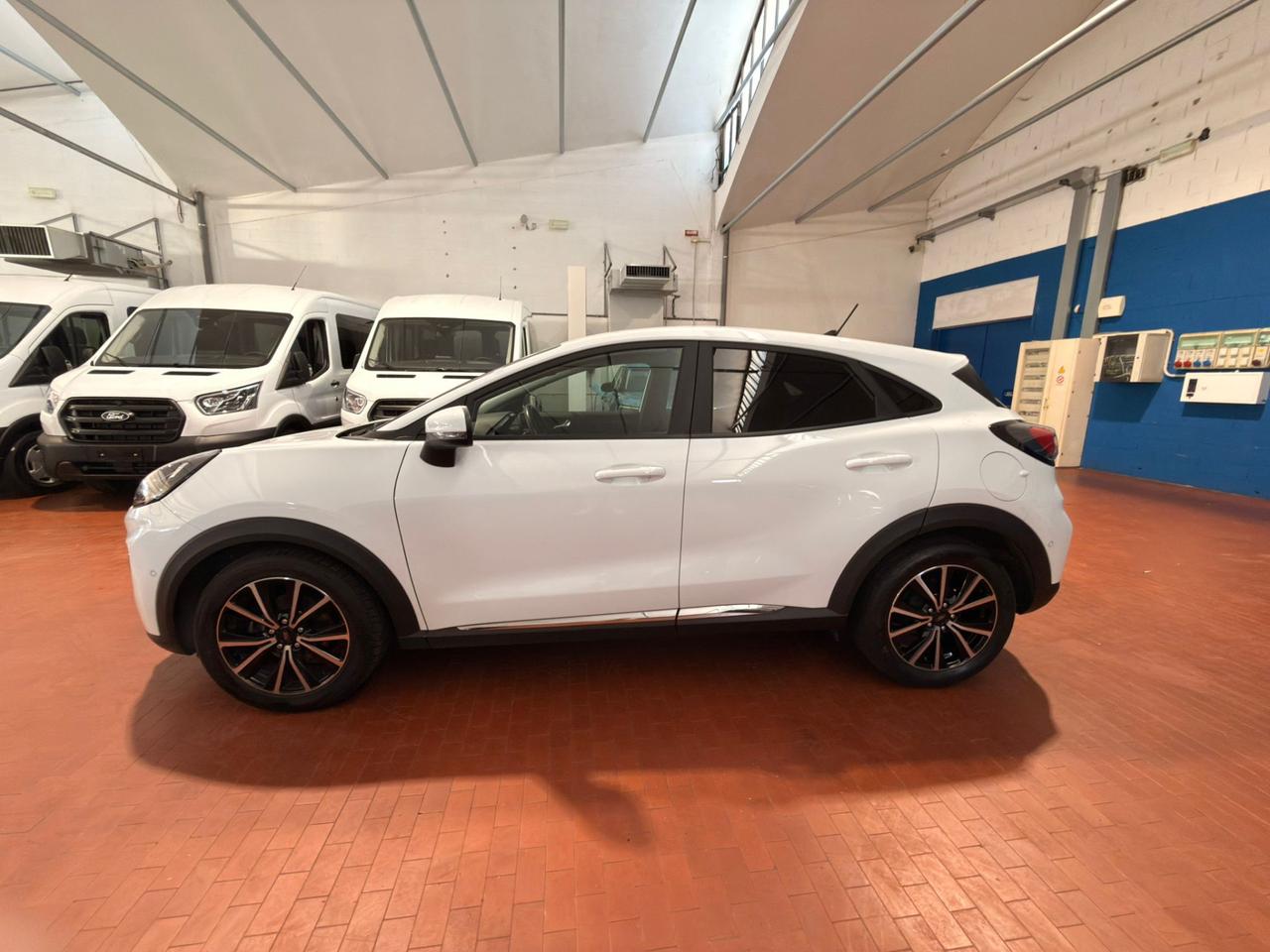 FORD Puma '19-> - Puma 1.0 EcoBoost Hybrid 125 CV S&S aut. Titanium