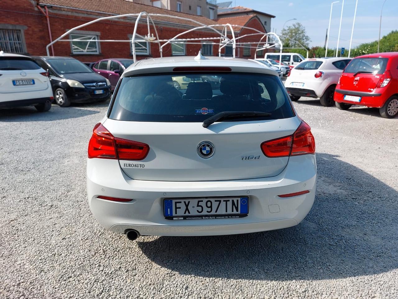 Bmw 116 116d 5p. Business KM 106000 GARANZIA 12 MESI
