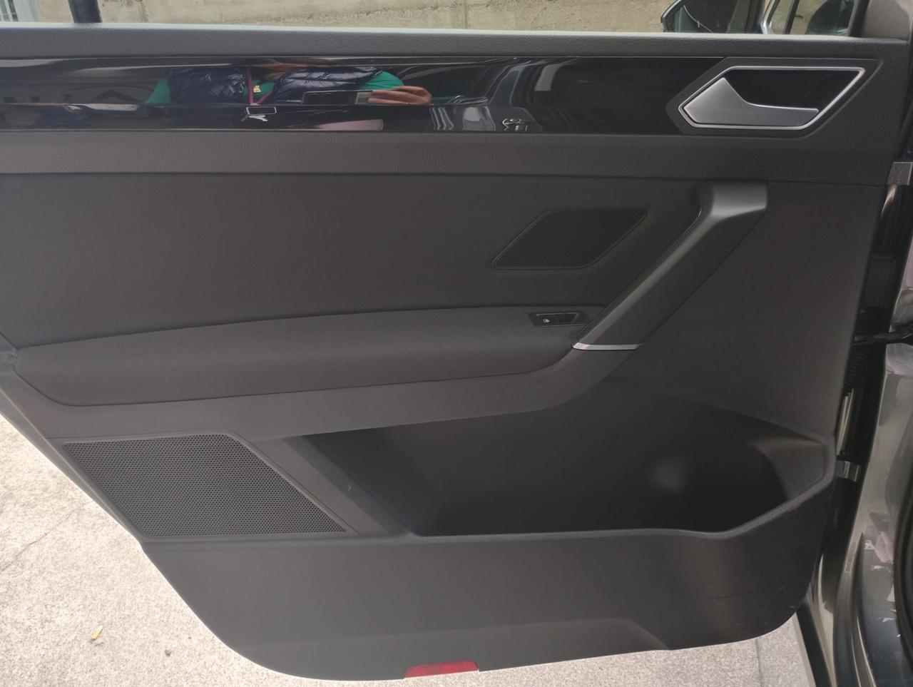 Volkswagen Touran 2.0 TDI 150 CV SCR DSG Executive BlueMotion Tech.