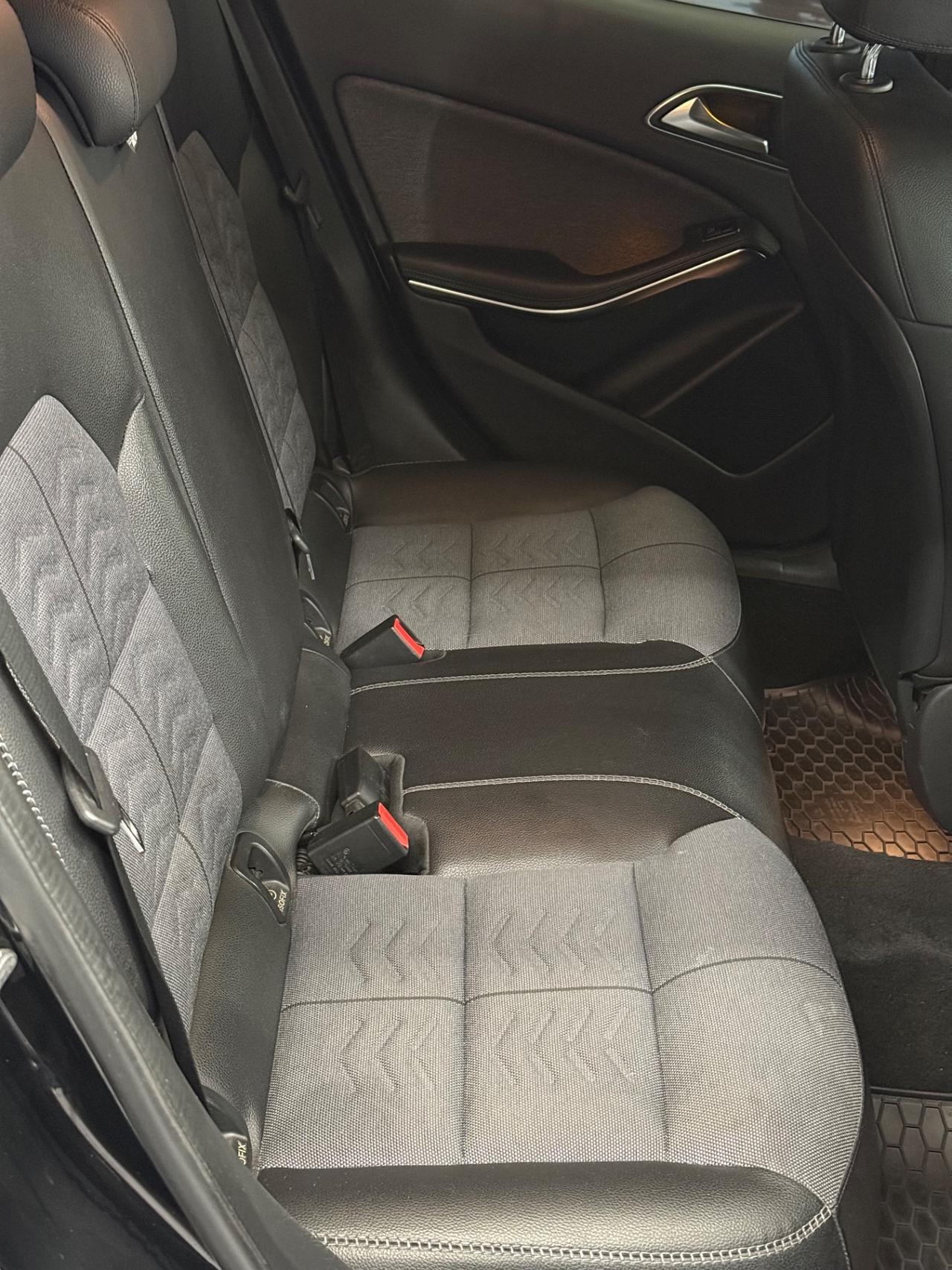 Mercedes-benz GLA 200 d Automatic Sport