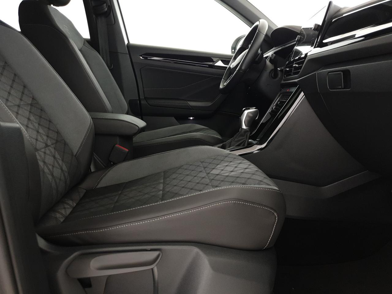 Volkswagen T-Roc 1.5 tsi r-line dsg