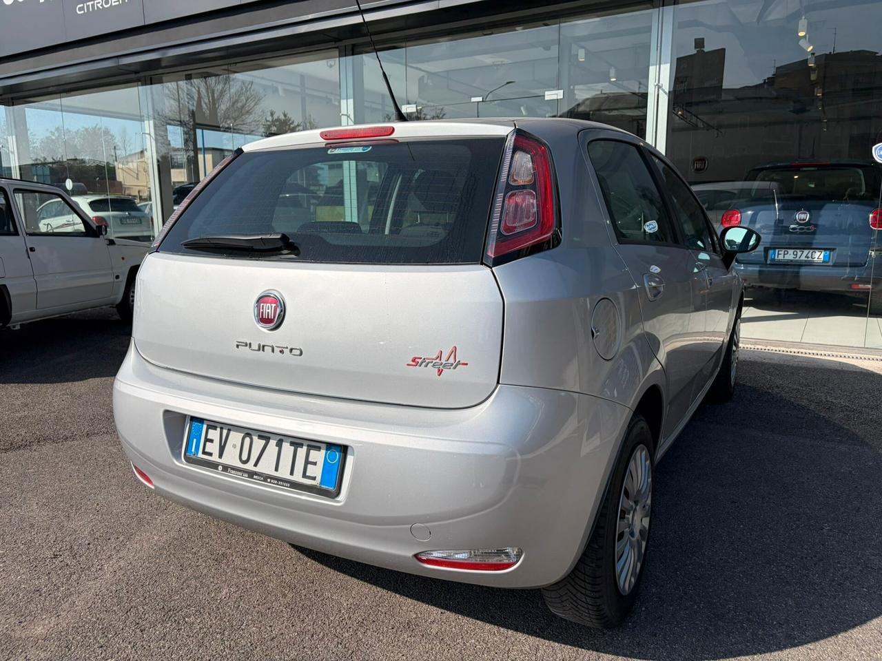 Fiat Punto 1.2 8V 5 porte Street