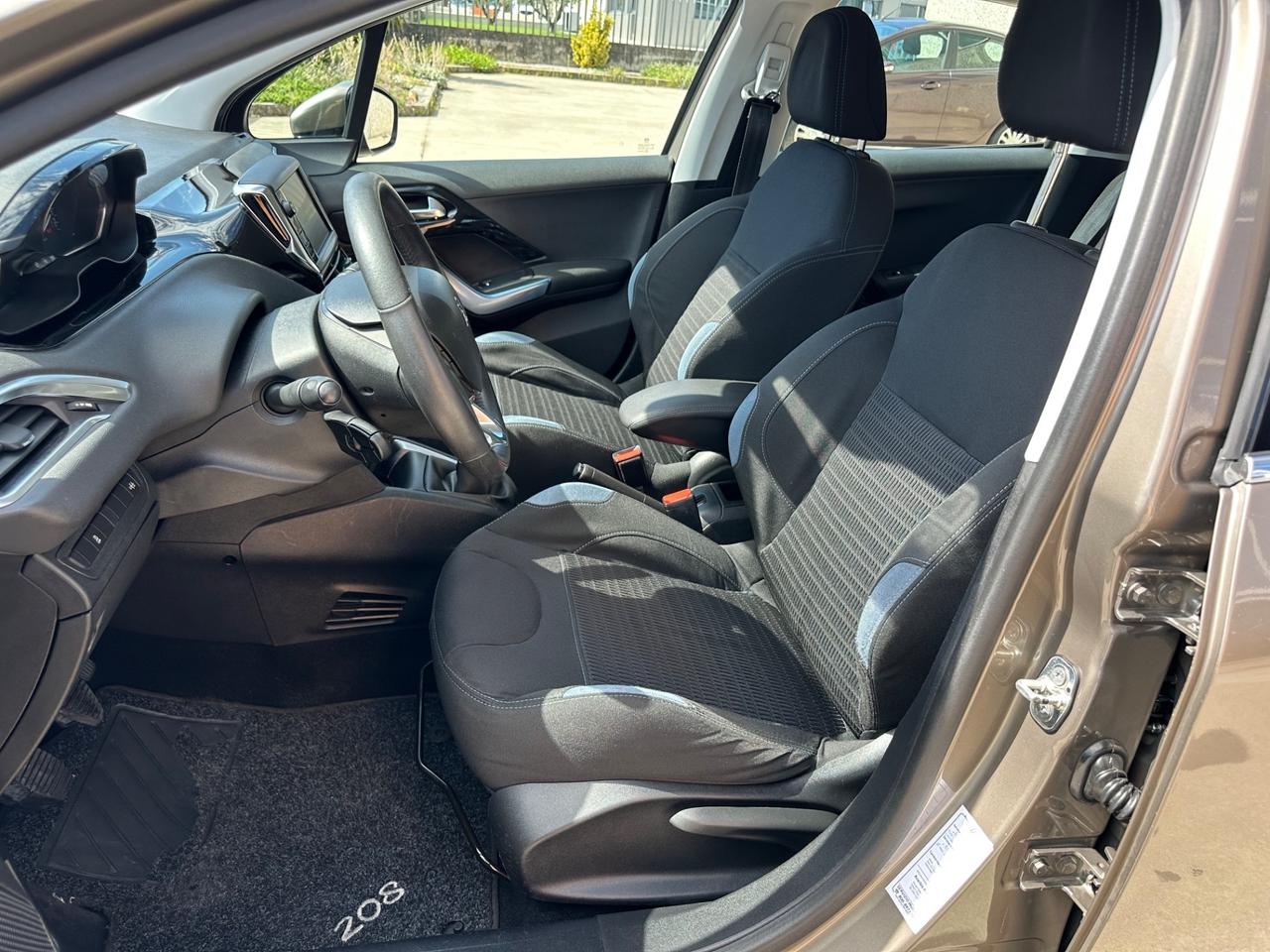 Peugeot 208 1.2 VTi 82 CV 5 porte Access