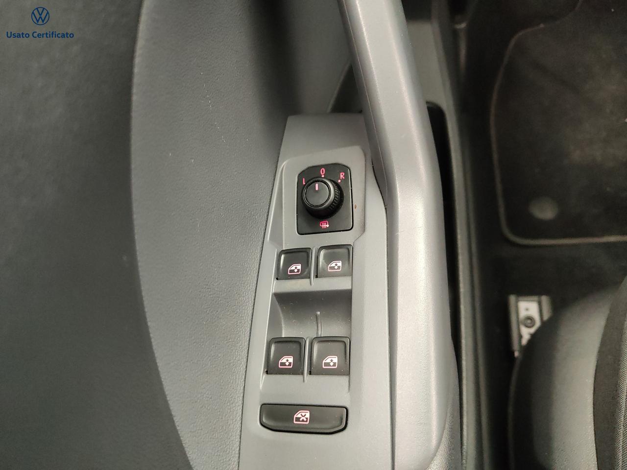 VOLKSWAGEN T-Cross - T-Cross 1.0 TSI Urban BMT