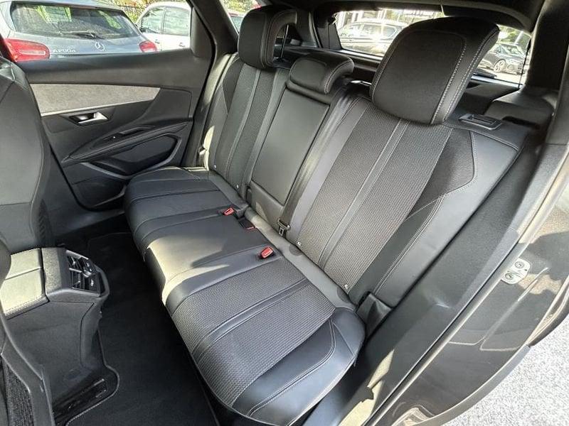 Peugeot 3008 PureTech Turbo 130 GT 18.500 KM!!