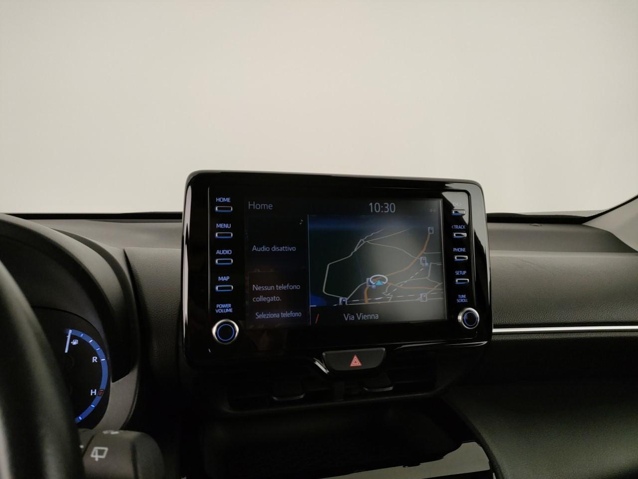 TOYOTA Yaris Cross 1.5h Business fwd 116cv e-cvt