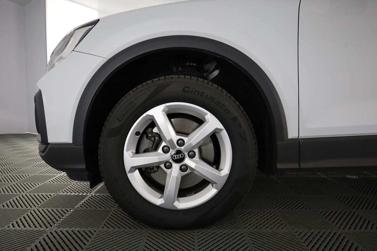 AUDI Q2 35 TDI S tronic Business Plus