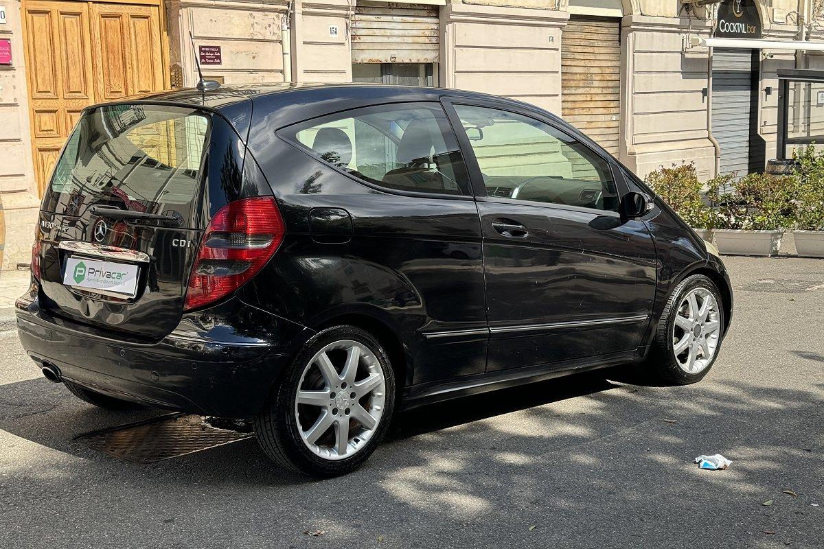 MERCEDES A 180 CDI Coupé Avantgarde