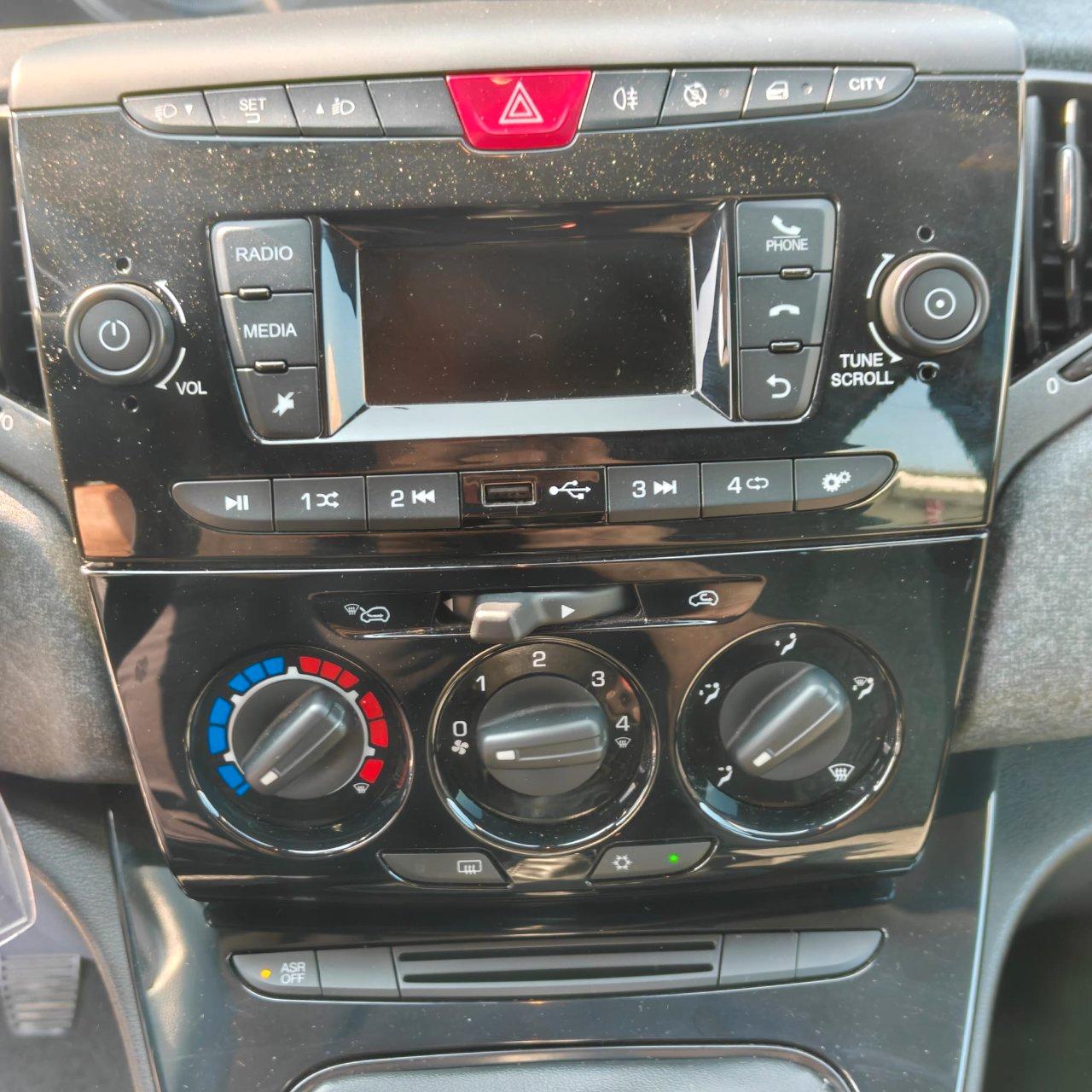 LANCIA Y Ypsilon 1.0 firefly hybrid Silver s&s 70cv