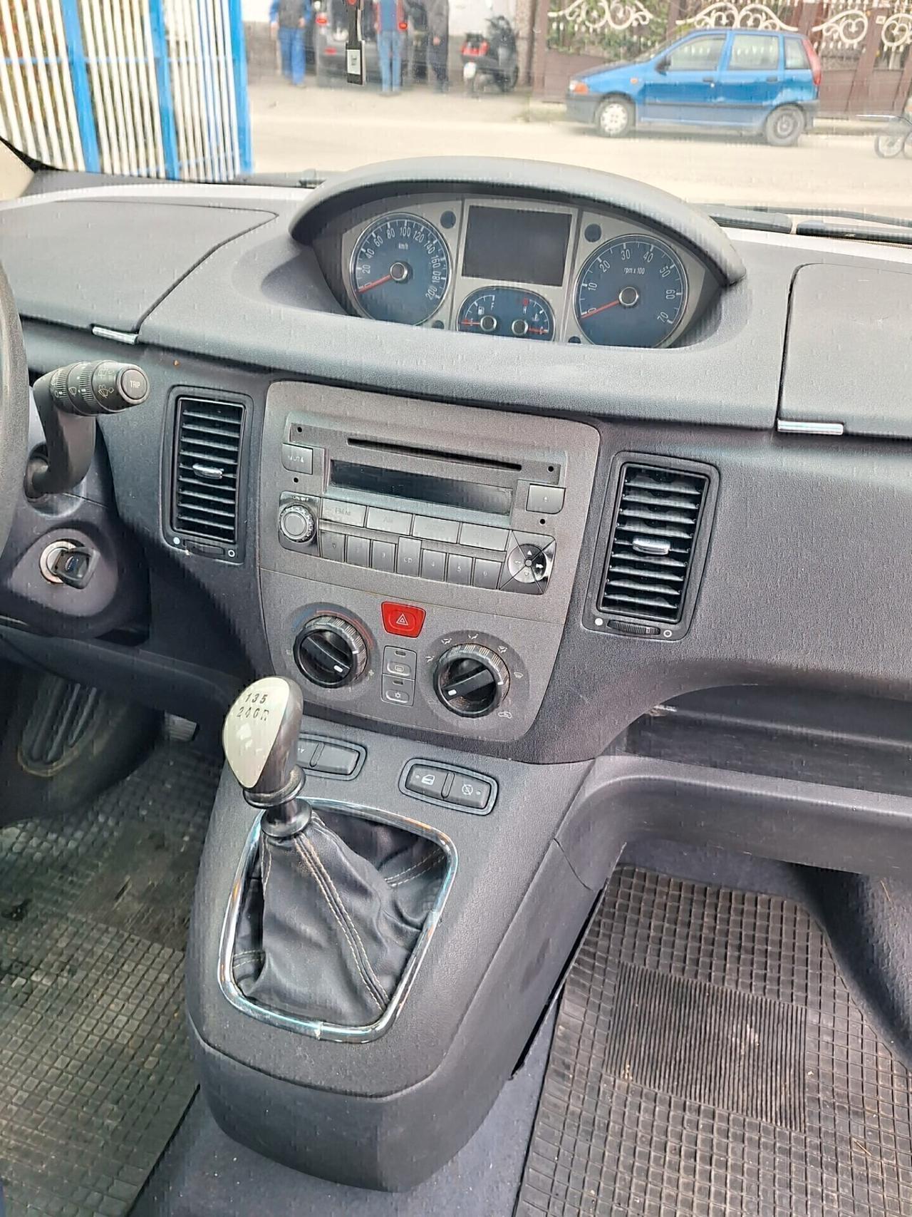 Lancia MUSA 1.4 16V EURO 5 S&S Oro Plus