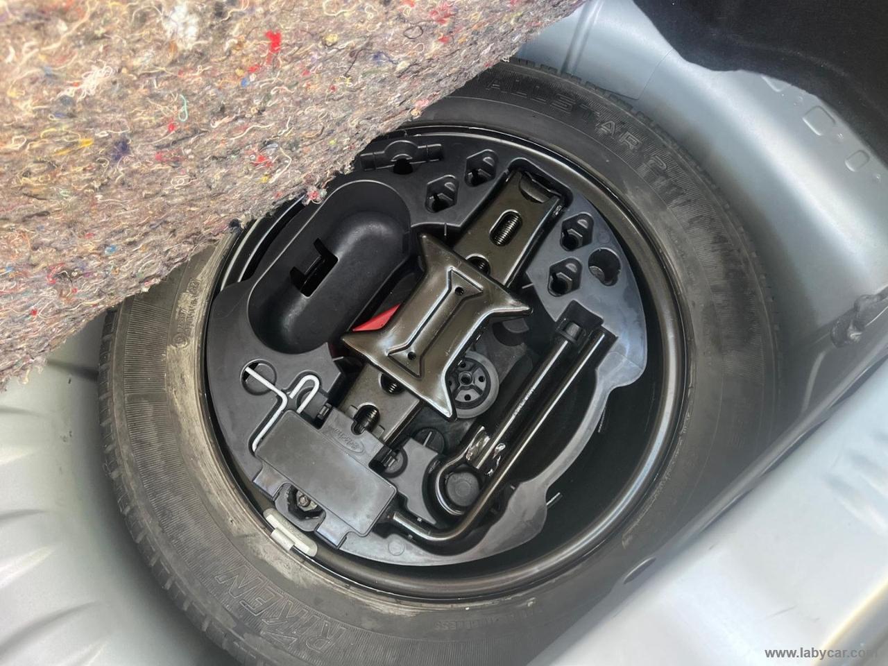 RENAULT Twingo 1.2 LEV Sport & Sound PER NEOPATENTATI