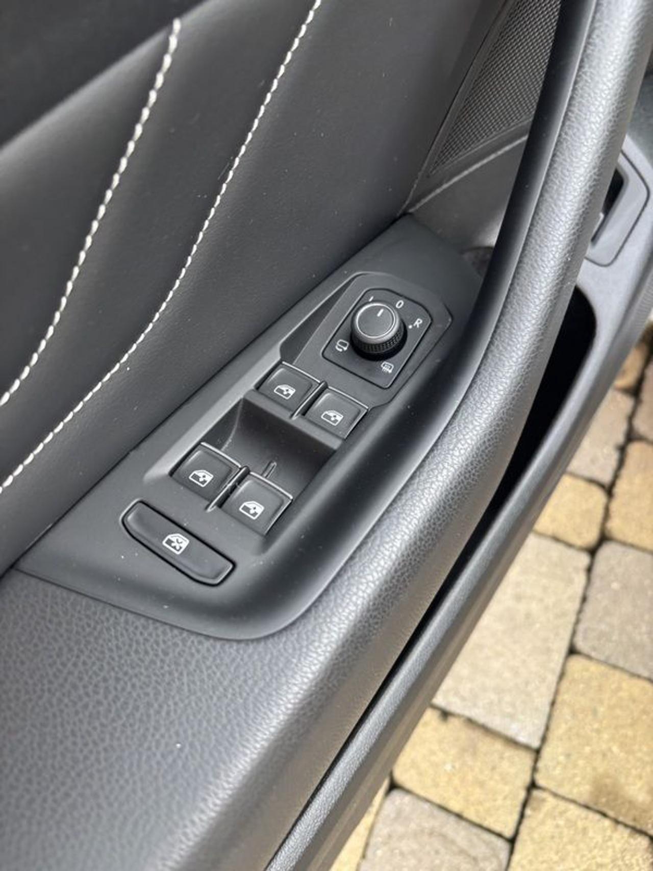 Volkswagen Passat Variant 2.0 TDI SCR 122 CV EVO DSG Business NAVI-FULL LED