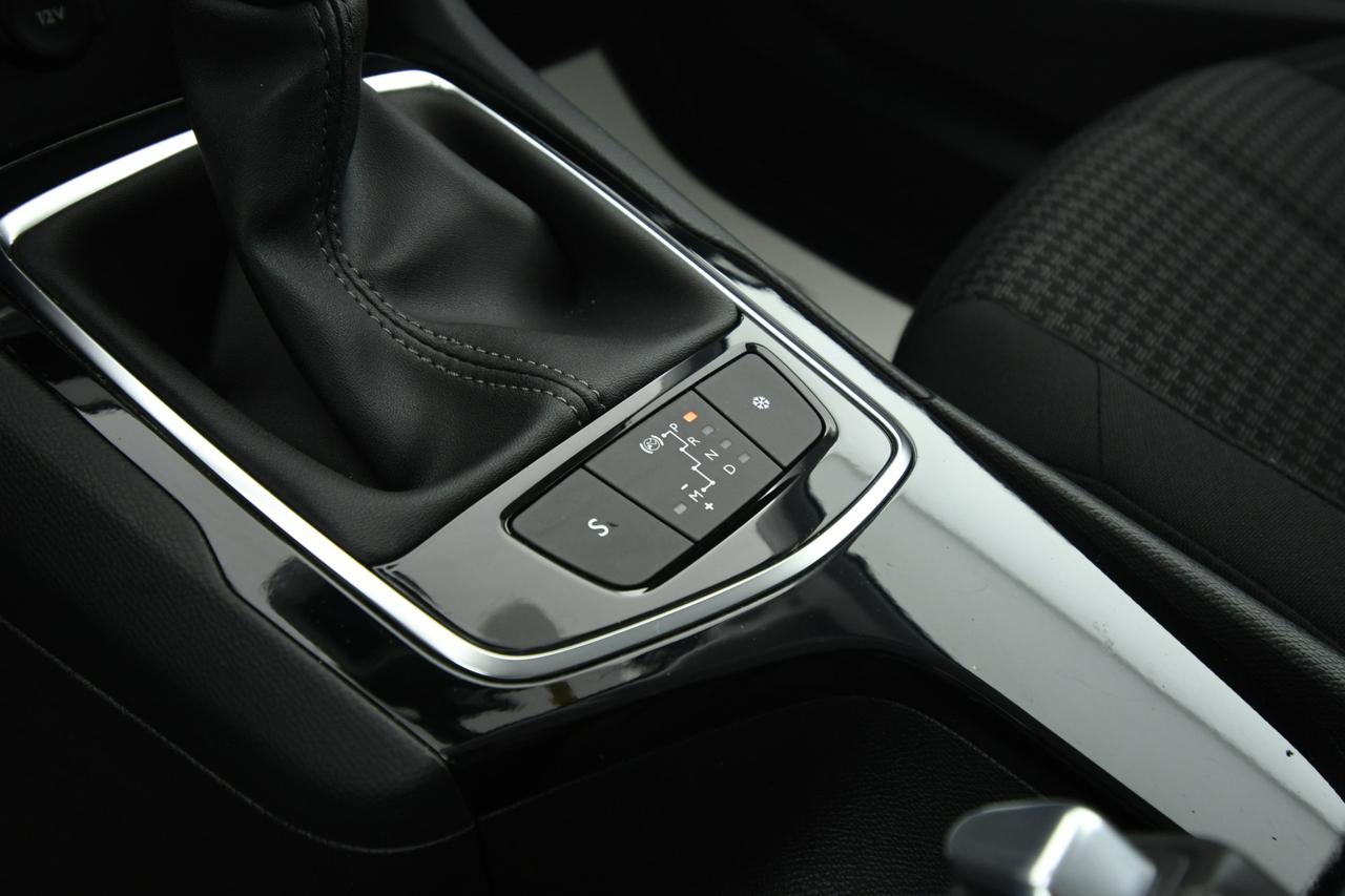 PEUGEOT 308 SW 1.6 bluehdi Allure s&s 120cv eat6 COMMERCIANTI+APP CONNECT