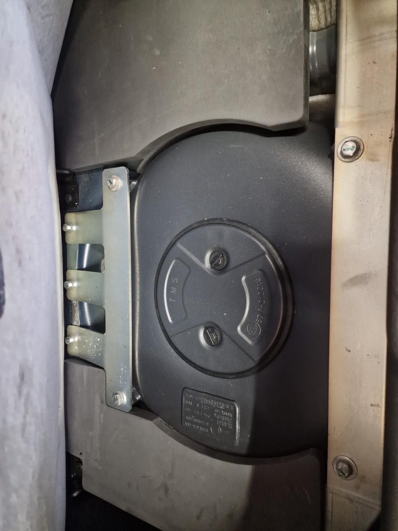 Ford Fiesta 1.4 3p. Bz.- GPL Titanium, 165 mila chilometri ok neopatentato.