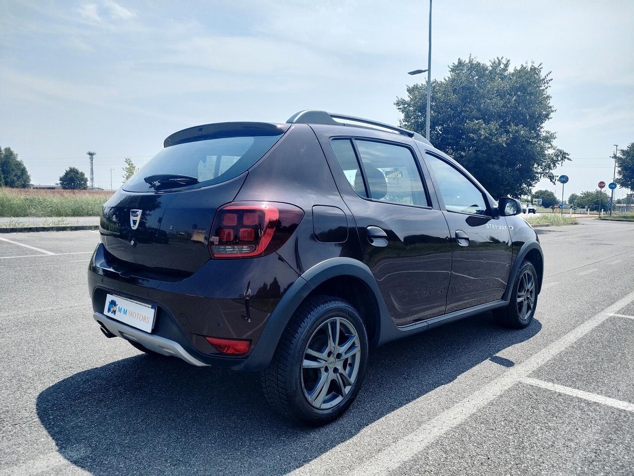 DACIA Sandero Stepway 1.5 dci s&s 90cv