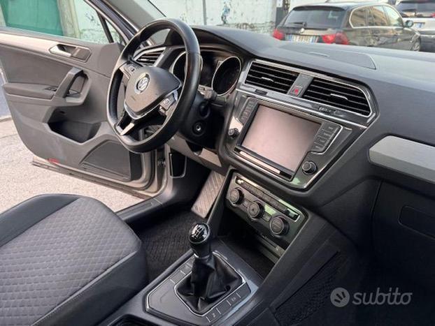 VOLKSWAGEN Tiguan 1.4 TSI Business BlueMotion Te