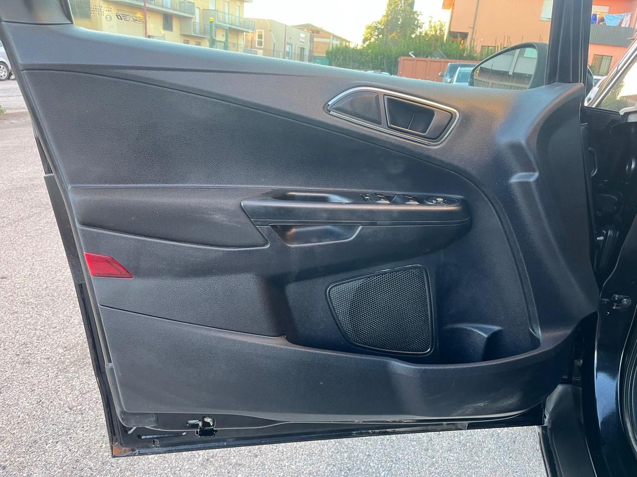 Ford B-Max 1.6 TDCi 95 CV Individual