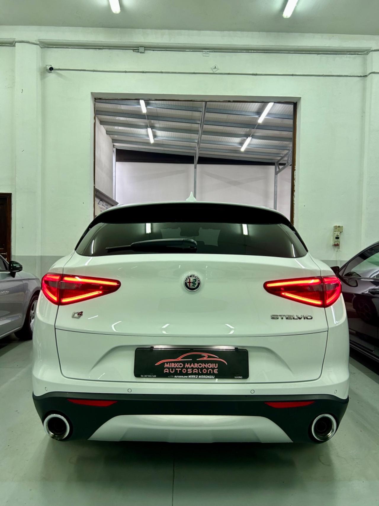 Alfa Romeo Stelvio 2.2 190 CV AT8 Q4 FINANZIABILE