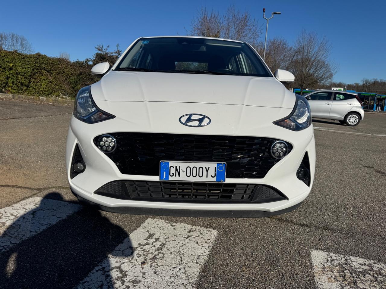 Hyundai i10 idonea ai neopatentati tagliandata