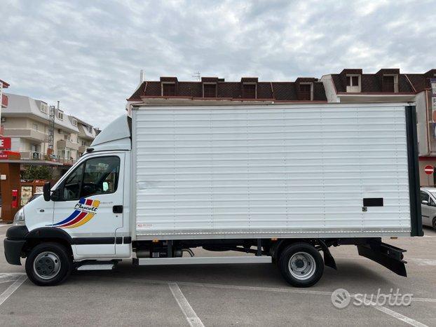 Renault Mascott 65 cassa alluminio 4.50 m