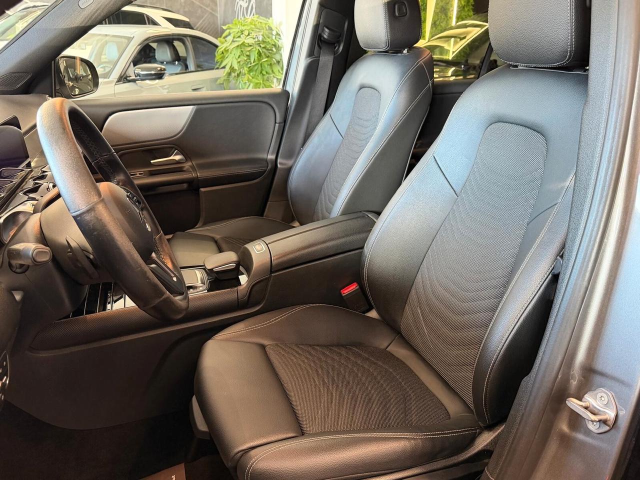 MERCEDES-BENZ GLB 180D SPORT 2.0 116CV PELLE NAVI CAM ANNO 2022