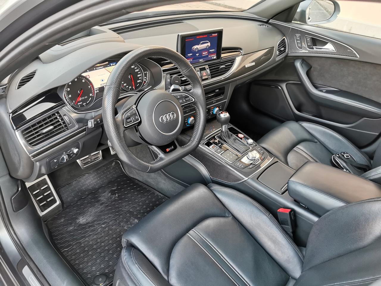 AUDI RS6 PERFORMANCE AKRAPOVIC CARBO UNIPROPRIETARIO GARANZIA