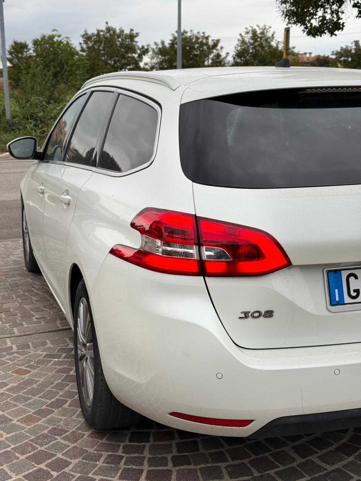 Peugeot 308 BlueHDi 130 S&S SW GT