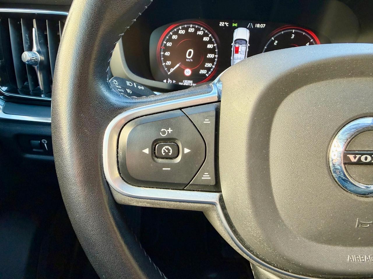 Volvo V60 2.0 d3 Business geartronic 150cv TAGLIANDI CERTIFICATI VOLVO