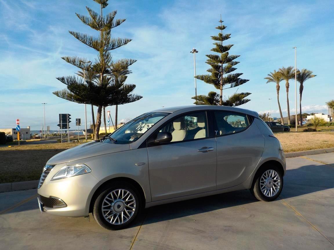 Lancia Ypsilon 1.3 MJT 16V 95 CV 5 porte S&S Gold