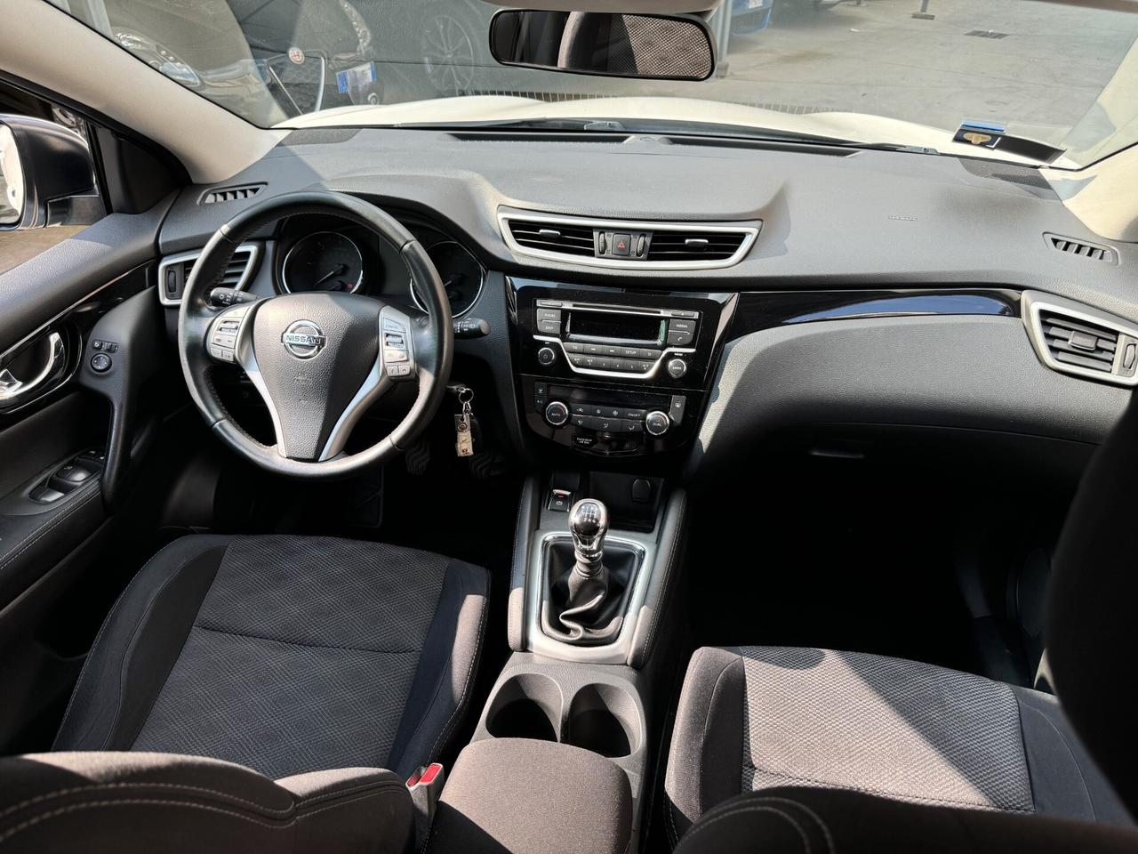 Nissan Qashqai 1.5 dCi Visia