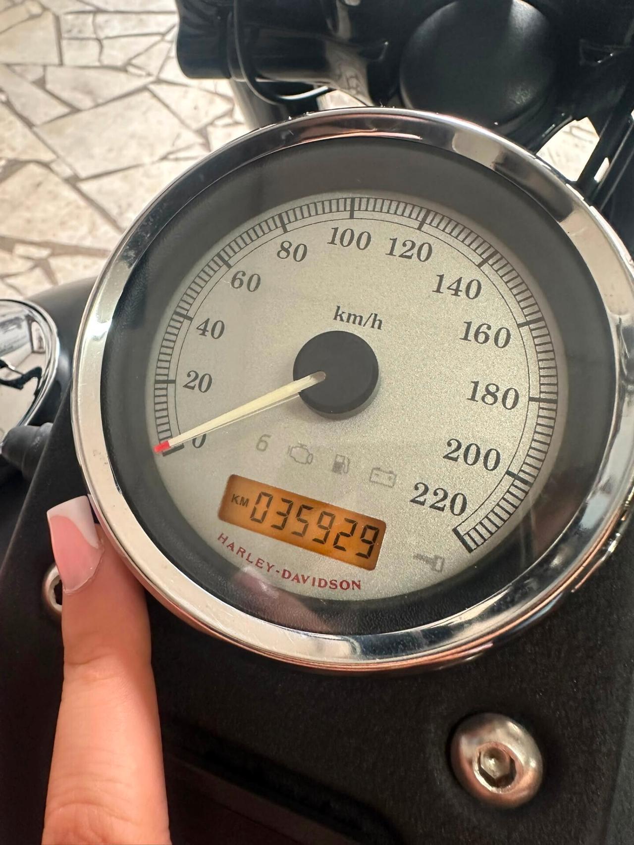 Harley-davidson FXDB Dyna Street Bob
