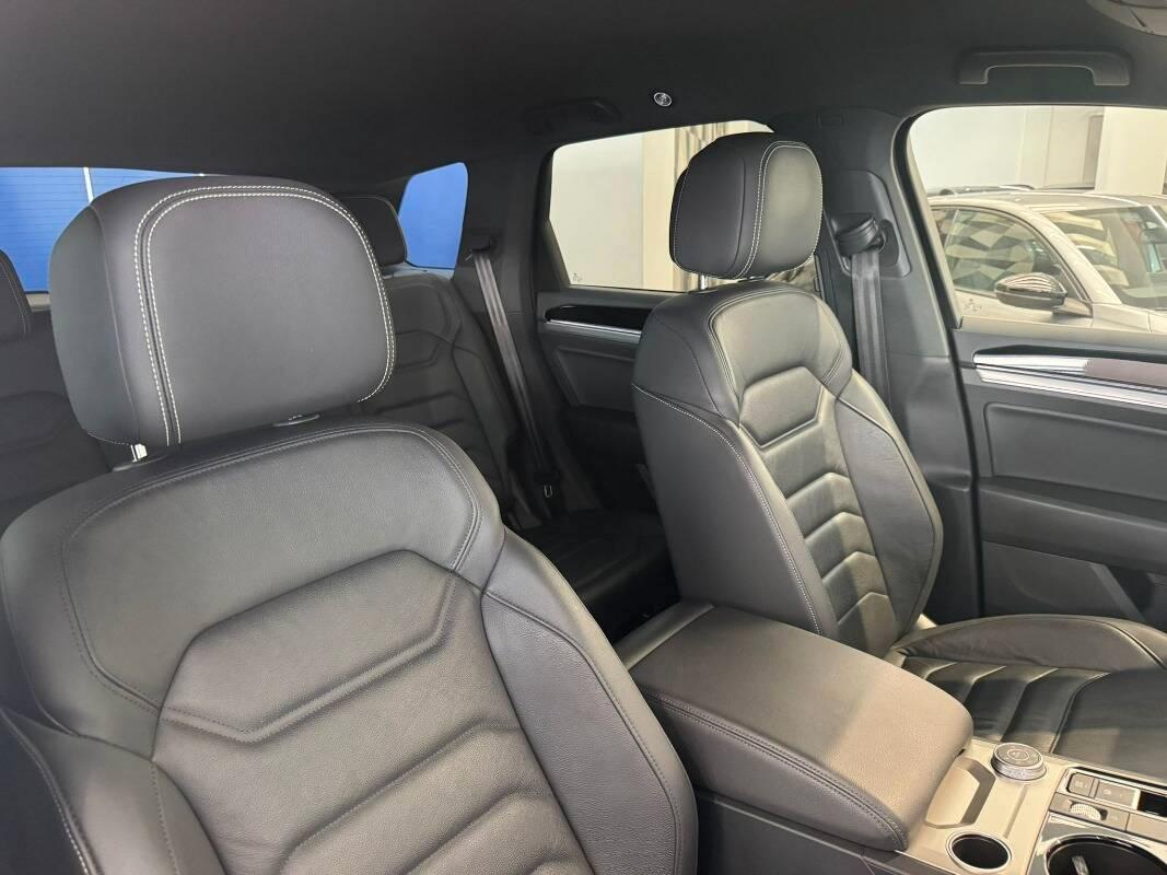 Volkswagen Touareg 3.0 V6 tdi Elegance 231cv tiptronic