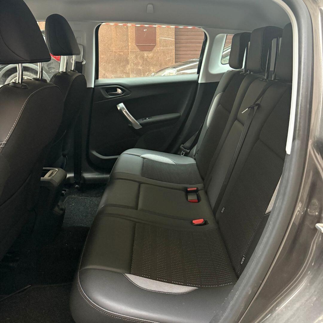 Peugeot 2008 PureTech - 82Cv