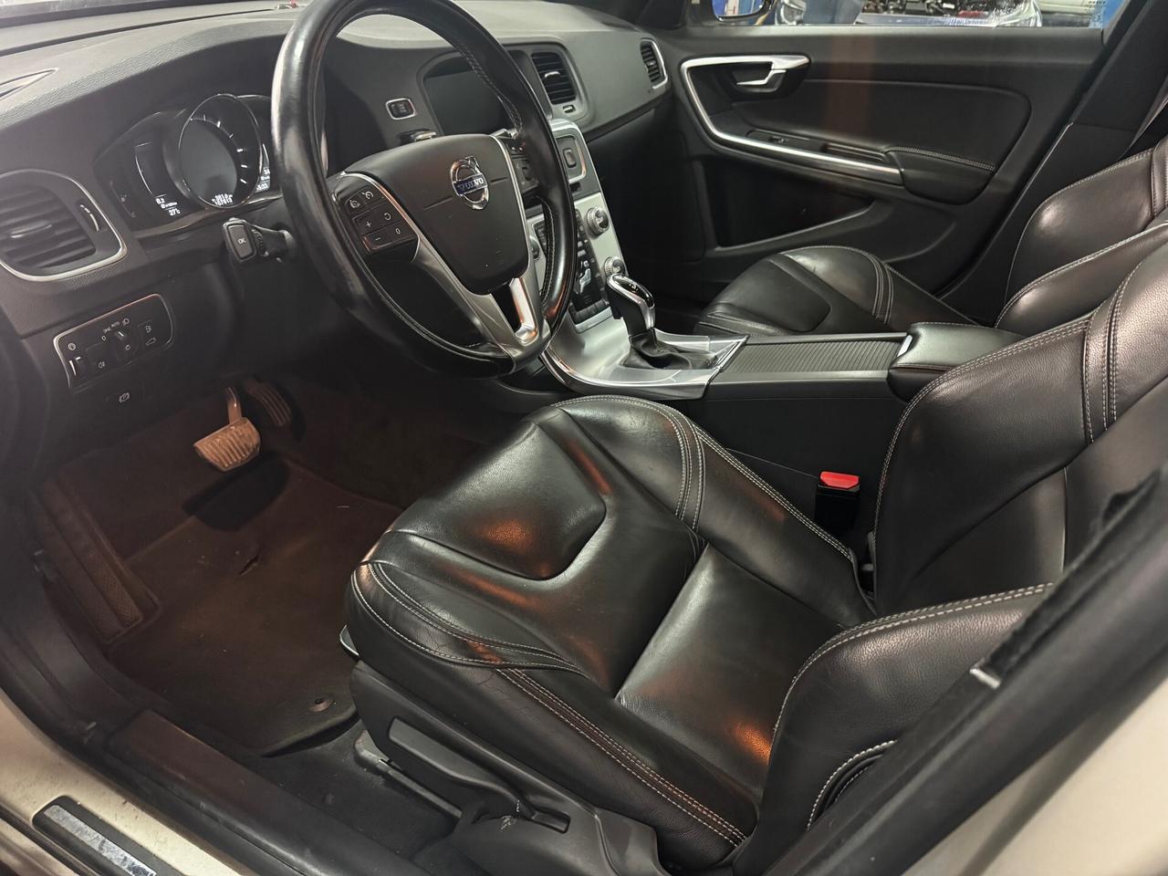 Volvo S60 D3 Geartronic Summum