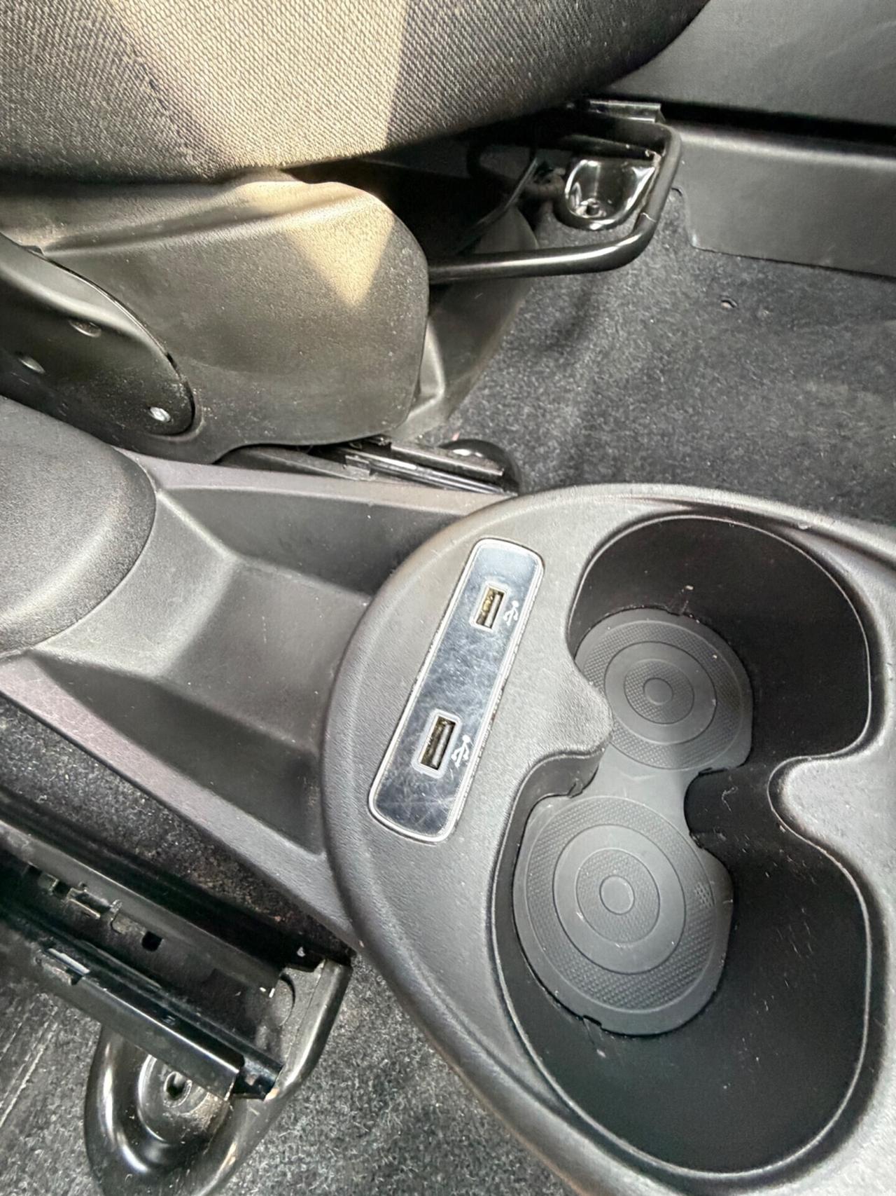 Fiat 500 1.0 Hybrid Red