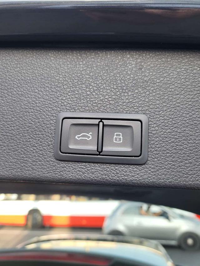 AUDI Q2 35 TFSI S tronic