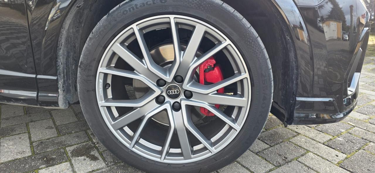 Audi Q3 40 TDI quattro S tronic S line edition